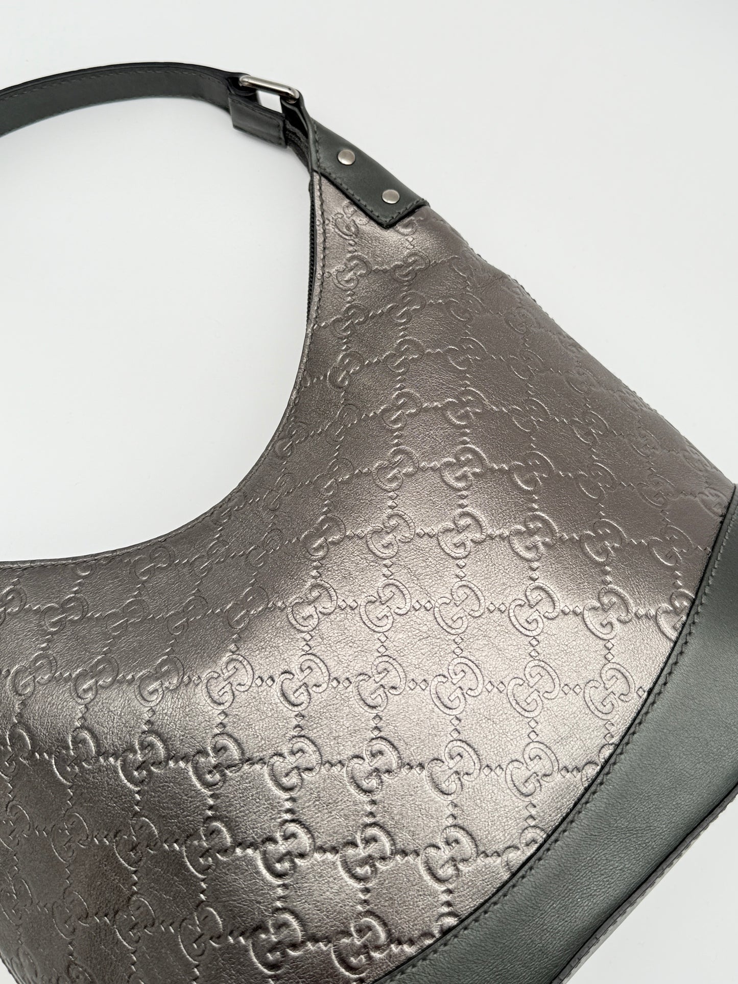 Gucci GG Leather Hobo Bag – Metallic Grey
