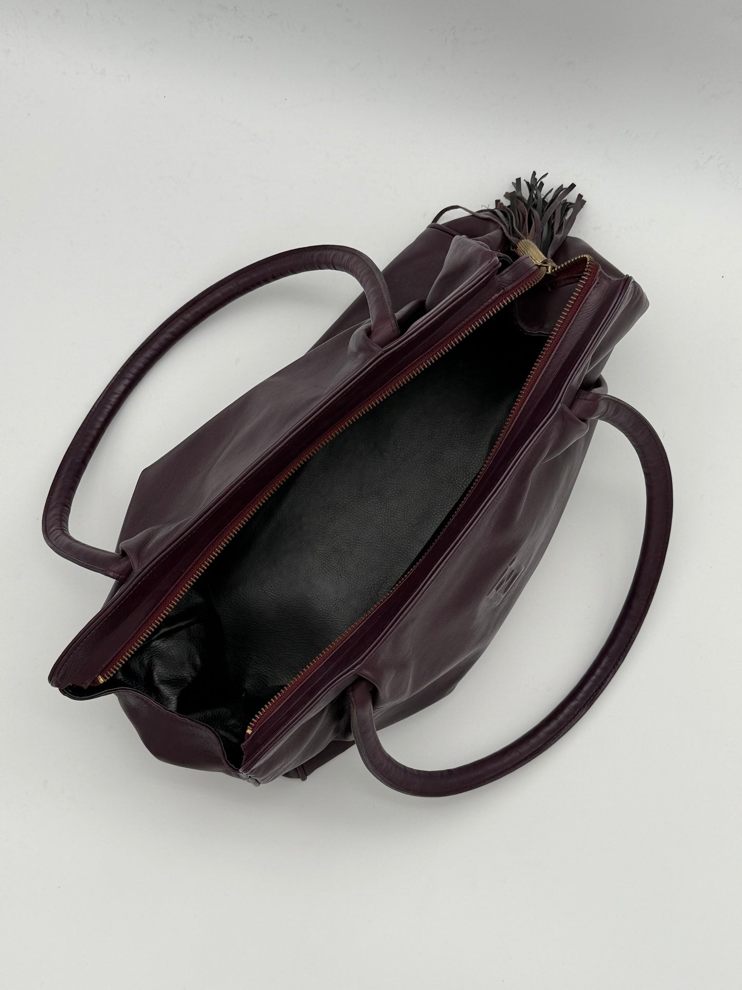 Fendi Shoulder Bag in Dark Burgundy Leather