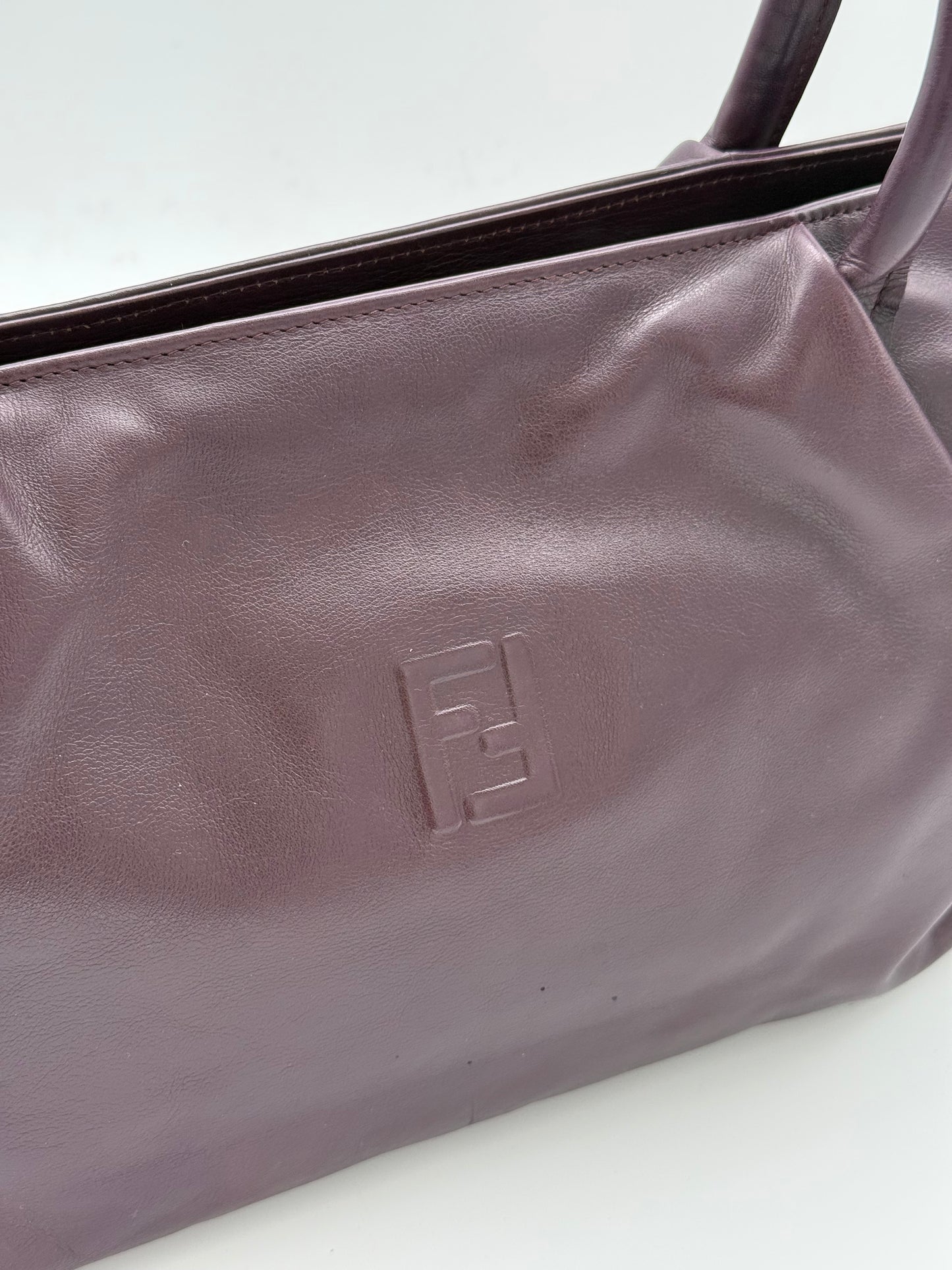 Fendi Shoulder Bag in Dark Burgundy Leather