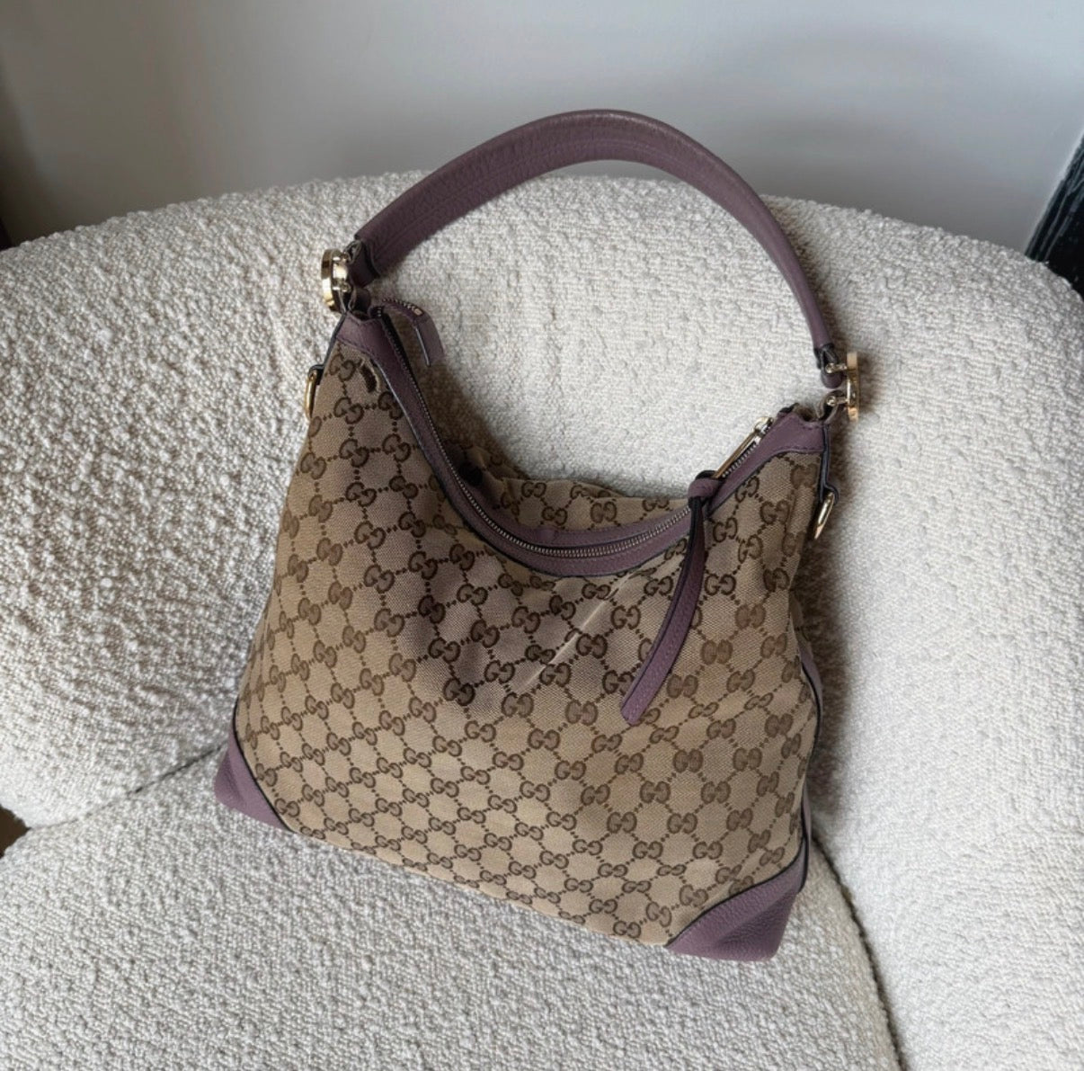 Gucci GG Canvas Hobo Bag in Mauve Leather