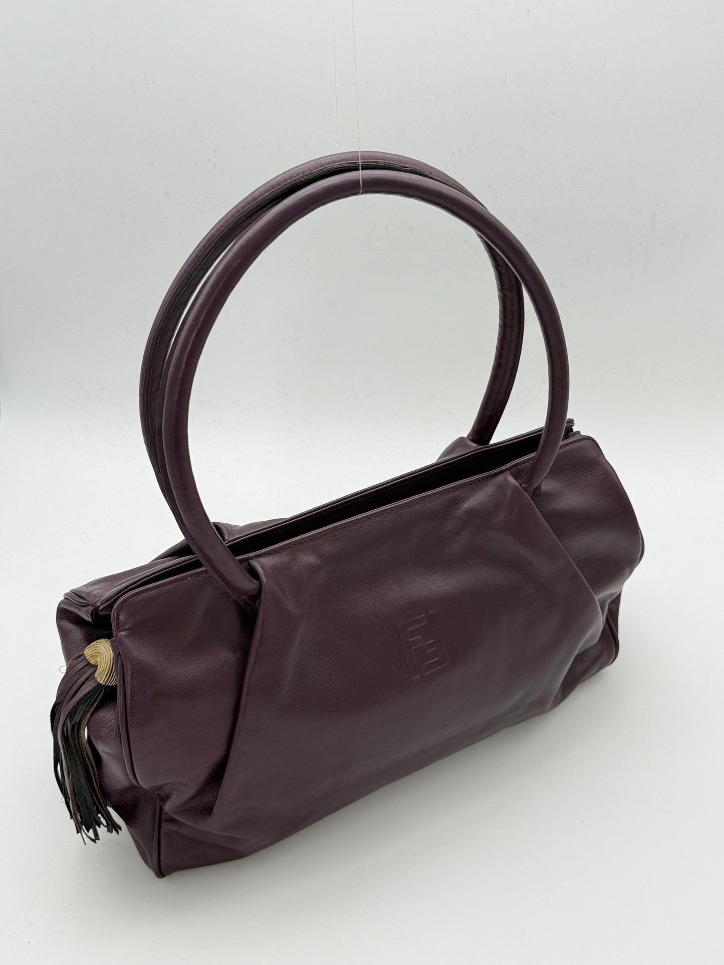 Fendi Shoulder Bag in Dark Burgundy Leather