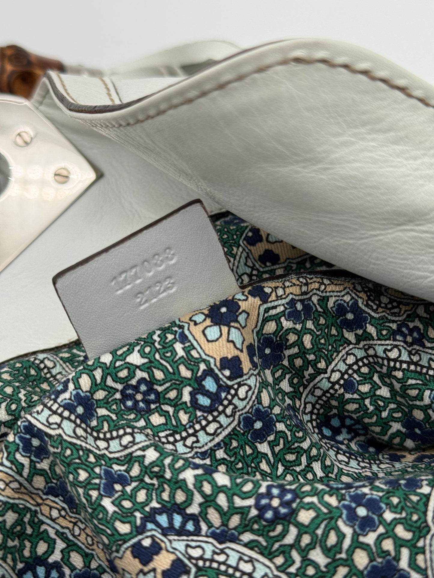 Gucci Indy Large White Leather Bag