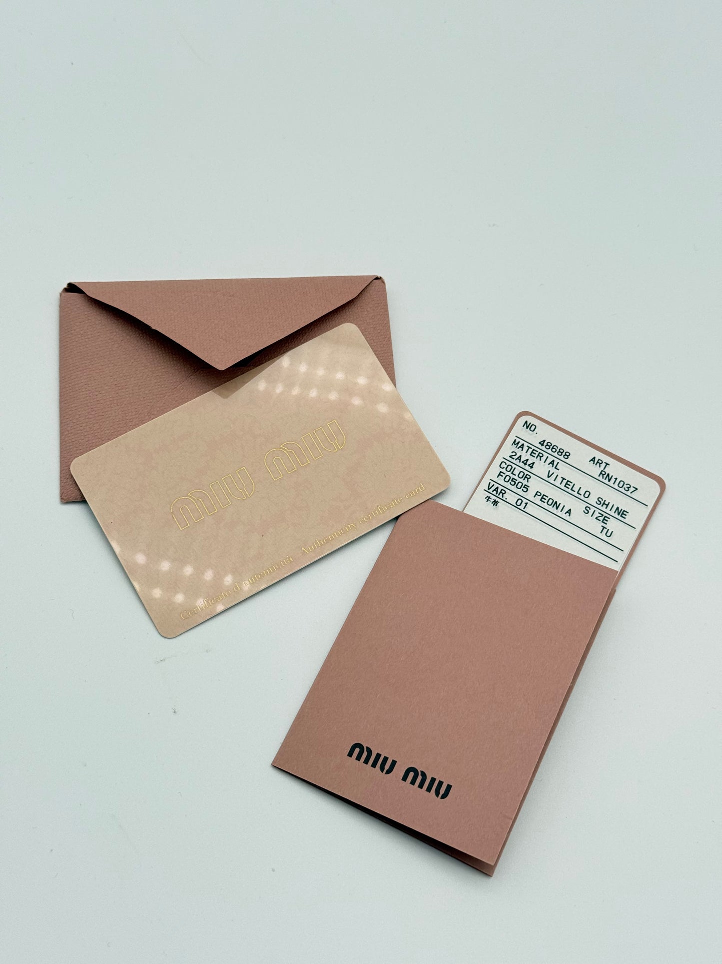 Miu Miu Vitello Handbag in Peonia Pink