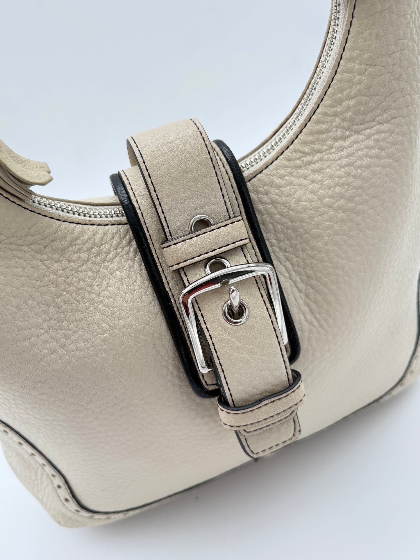 Coach Buckle Hobo Shoulder bag